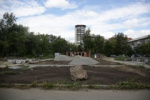 В сквере Дзержинского района установят новый фонтан на месте снесенного кафе